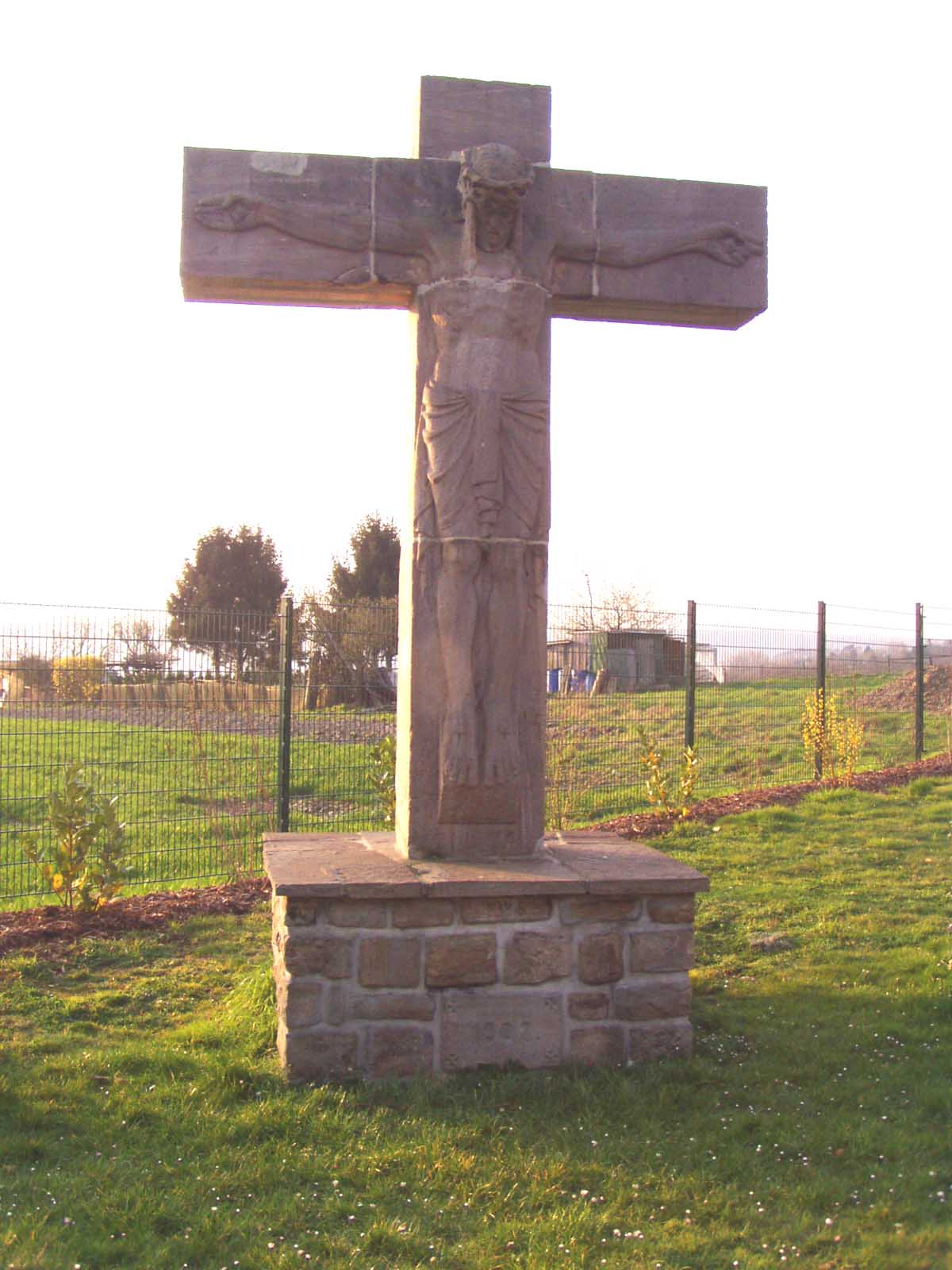 Giebelkreuz der Herz-Jesu-Kirche